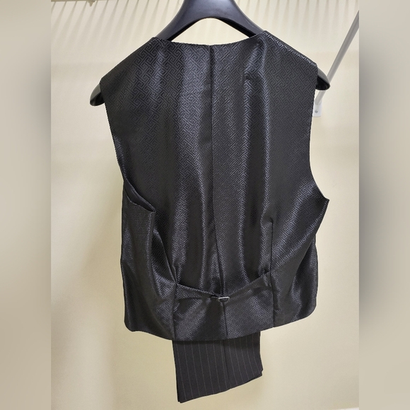 Angelo Litrico Three Piece Suit - Picture 5 of 12